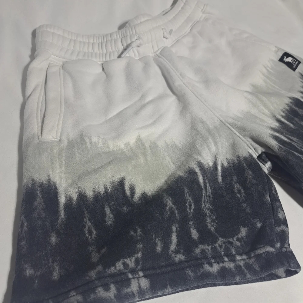 Abercrombie Kids Boys 11/12 Tie Dye Ombre Shorts White Gray Y2K‎